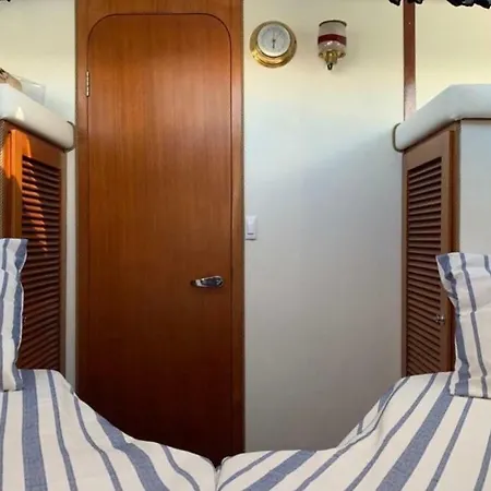 5terre On Board بوتيل